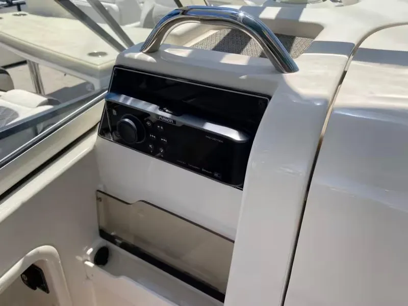 Slide: The Image of Grady-White Freedom 235 2018 - 7