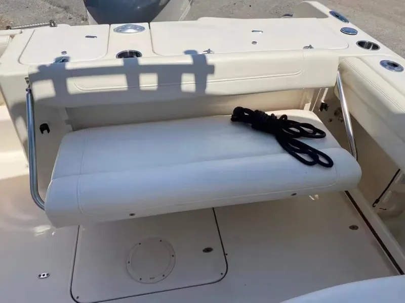 Slide: The Image of Grady-White Freedom 235 2018 - 8