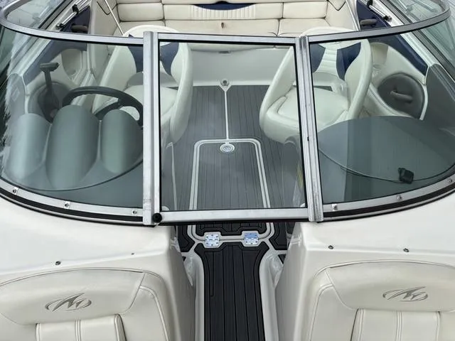 Slide: The Image of Monterey SPORTBOATS 194 FS 2005 - 12