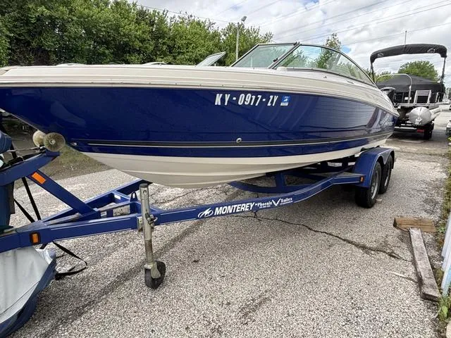 Slide: The Image of Monterey SPORTBOATS 194 FS 2005 - 4