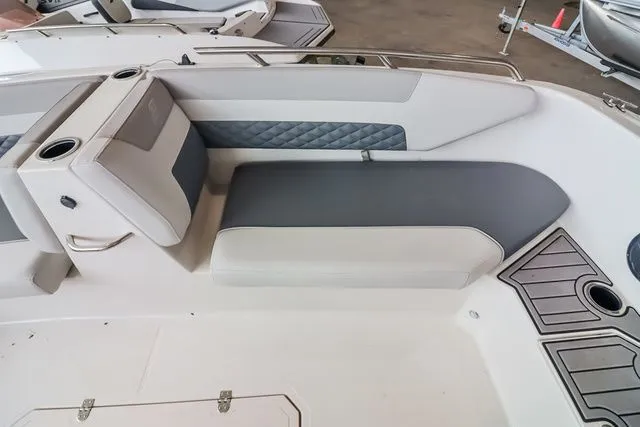 Slide: The Image of Starcraft SVX 171 OB 2025 - 11