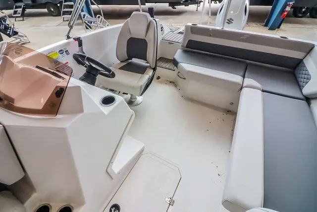 Slide: The Image of Starcraft SVX 171 OB 2025 - 14