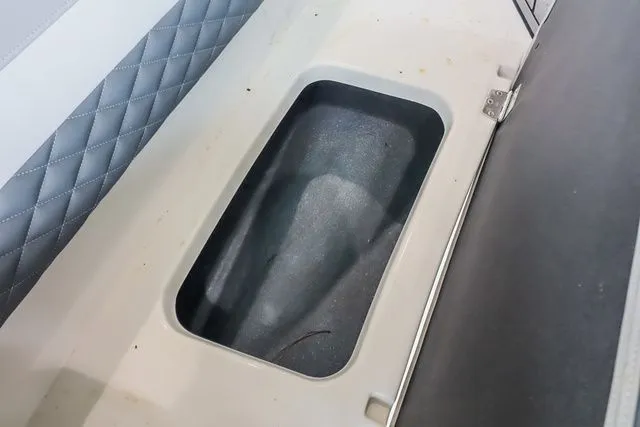 Slide: The Image of Starcraft SVX 171 OB 2025 - 18