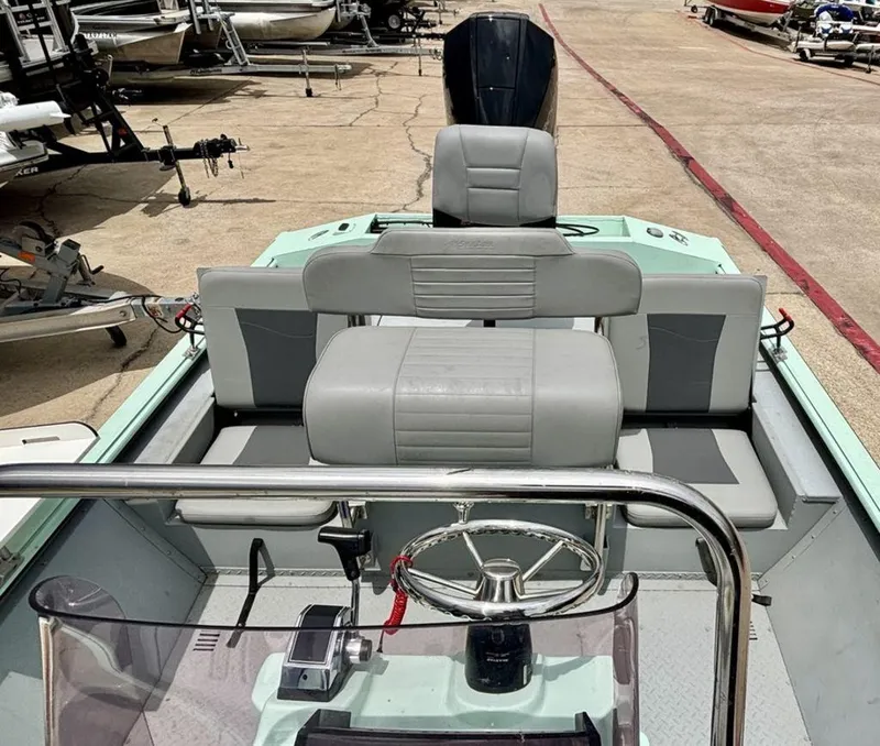 Slide: The Image of SeaArk BXT 220 2023 - 6