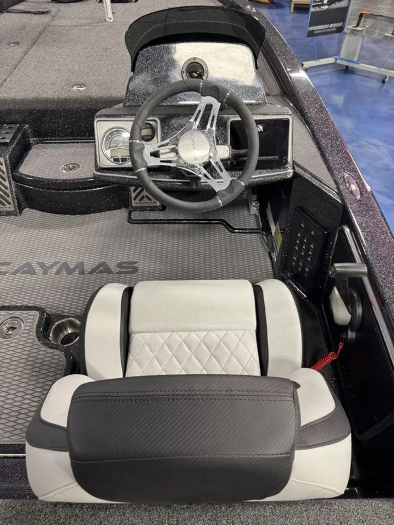 Slide: The Image of Caymas CX 20 PRO 2025 - 6