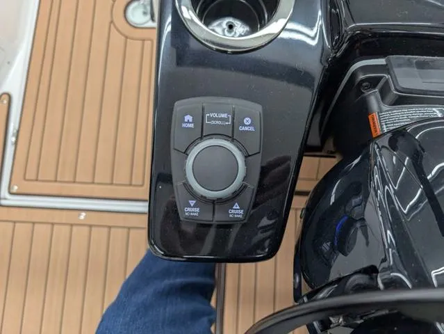 Slide: The Image of Control panel of 2023 Yamaha Boats 222SD, featuring volume and cruise settings. - 8