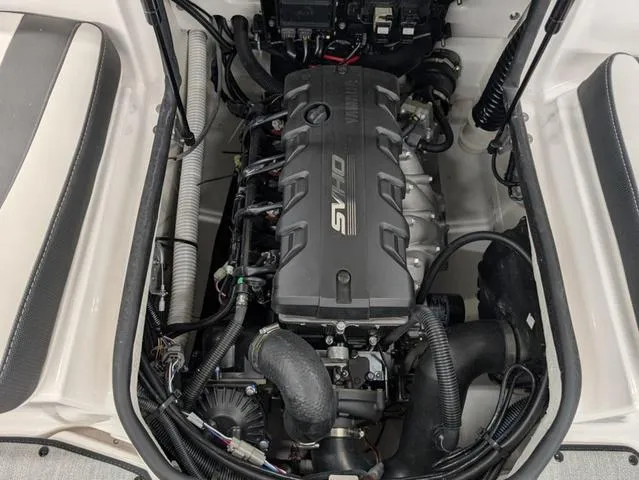 Slide: The Image of Yamaha AR195 2024 - 12