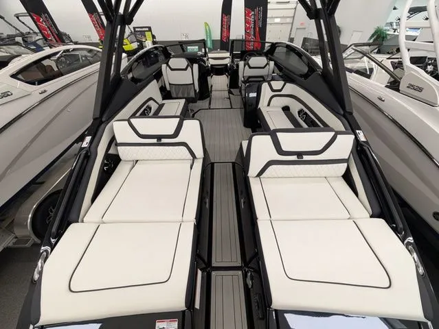 Slide: The Image of Yamaha 275SD 2025 - 4