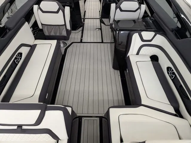 Slide: The Image of Yamaha 275SD 2025 - 5