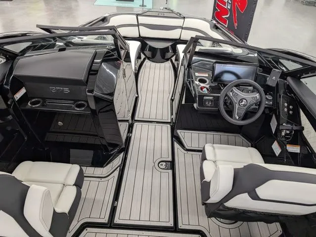 Slide: The Image of Yamaha 275SD 2025 - 6