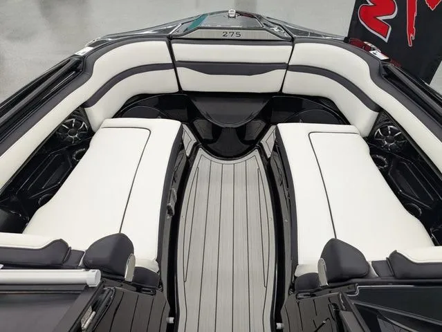 Slide: The Image of Yamaha 275SD 2025 - 8