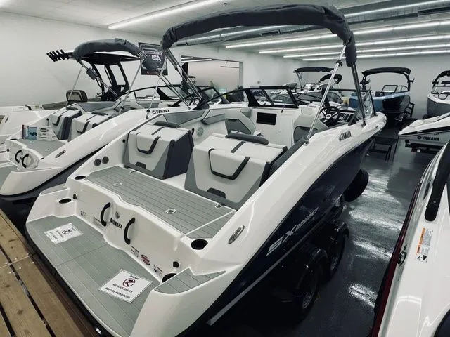 Slide: The Image of Yamaha SX220 2025 - 4