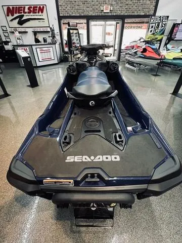 Slide: The Image of Sea-Doo GTX™ 230 Tech, Audio, iDF, iBR 2025 - 5