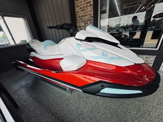 Slide: The Image of Yamaha VX Limited 2025 - 1