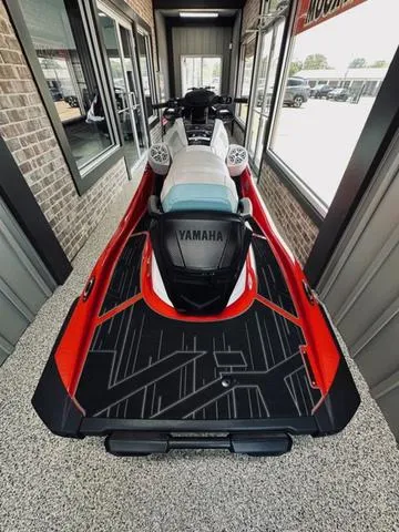 Slide: The Image of Yamaha VX Limited 2025 - 5