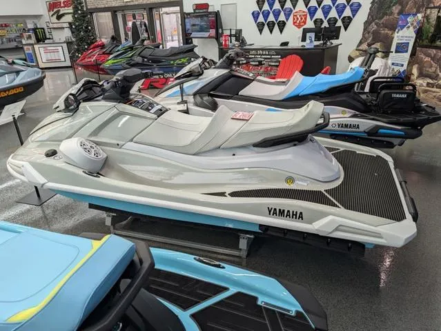 Slide: The Image of 2025 Yamaha WaveRunner VX Cruiser® HO with Audio displayed in showroom. - 3