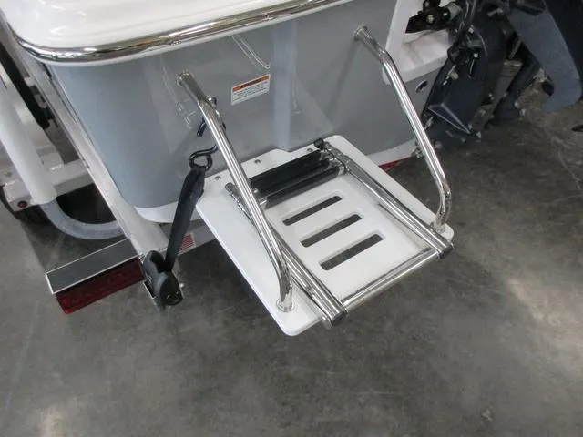 Slide: The Image of Sea Pro 172 Bay Series 2023 - 11