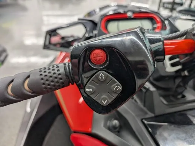 Slide: The Image of 2019 Sea-Doo RXP-X 300 handlebar controls, featuring start/stop button and VTS mode. - 7