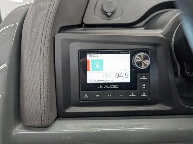 Slide: The Image of Manitou XT 25 Rear Facing X-Treme (RFX) Single Engine V-To 2024 - 10