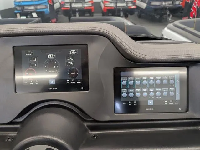 Slide: The Image of Manitou XT 25 Rear Facing X-Treme (RFX) Single Engine V-To 2024 - 7