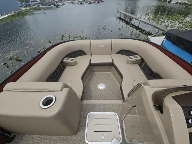 Slide: The Image of Bennington 23 LTSB 2024 - 4