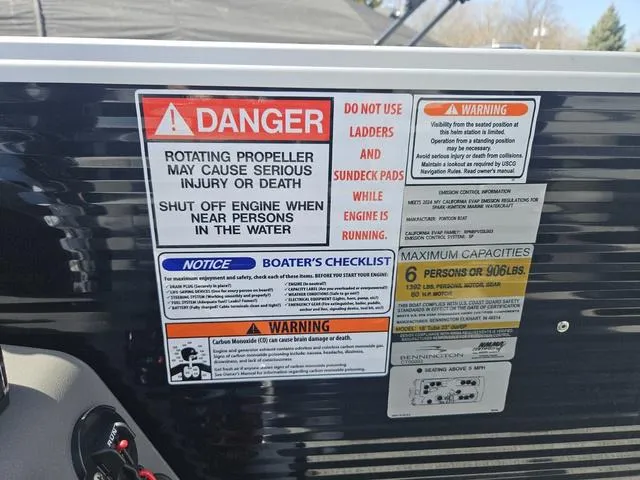 Slide: The Image of Bennington 188 SL 2025 - 10