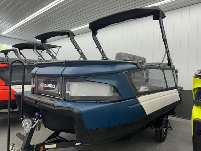 The Image of Sea-Doo Switch Cruise 18 2025 - 1