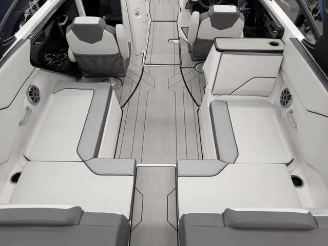 Slide: The Image of Yamaha 252XE 2024 - 4