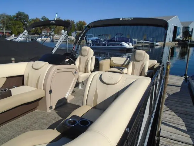 Slide: The Image of Godfrey Monaco 235 DFL GTP 27 In. Center Tube Package 2024 - 4