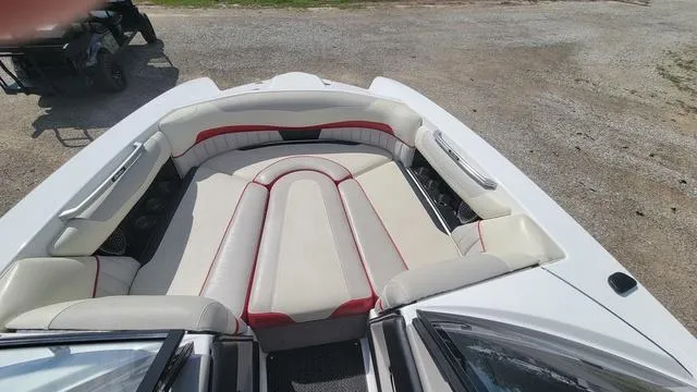 Slide: The Image of Malibu Wakesetter 22 MXZ 2015 - 12