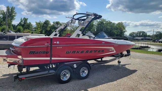 Slide: The Image of Malibu Wakesetter 22 MXZ 2015 - 6