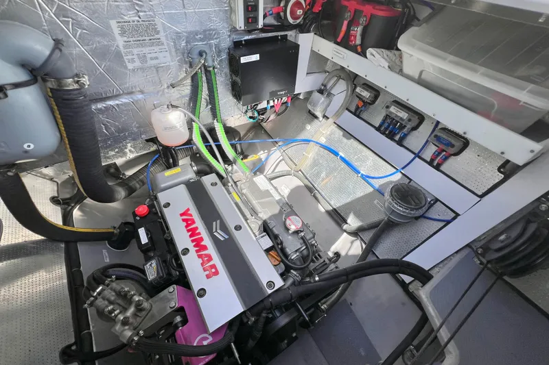 Slide: The Image of Built-in Kenyon grill on Balance 482, 2021 model, featuring control panel and cooking surface. - 143