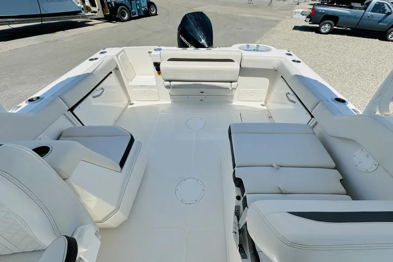 Slide: The Image of Sailfish 245 DC 2022 - 16