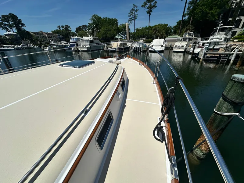 Slide: The Image of Grand Banks 49 Eastbay HX 2004 - 104