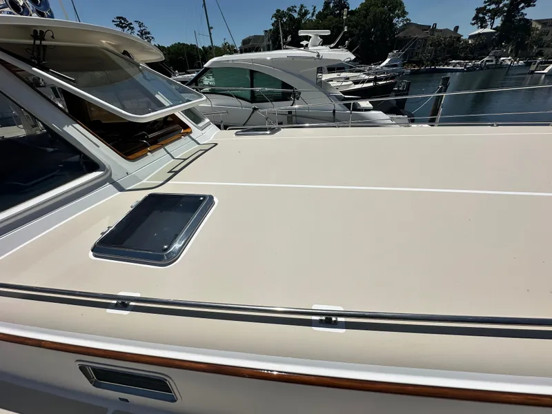 Slide: The Image of Grand Banks 49 Eastbay HX 2004 - 106