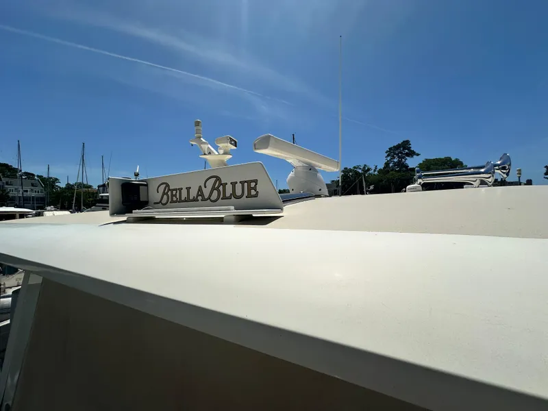 Slide: The Image of Grand Banks 49 Eastbay HX 2004 - 108