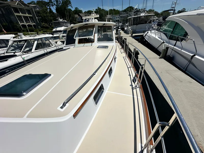 Slide: The Image of Grand Banks 49 Eastbay HX 2004 - 117