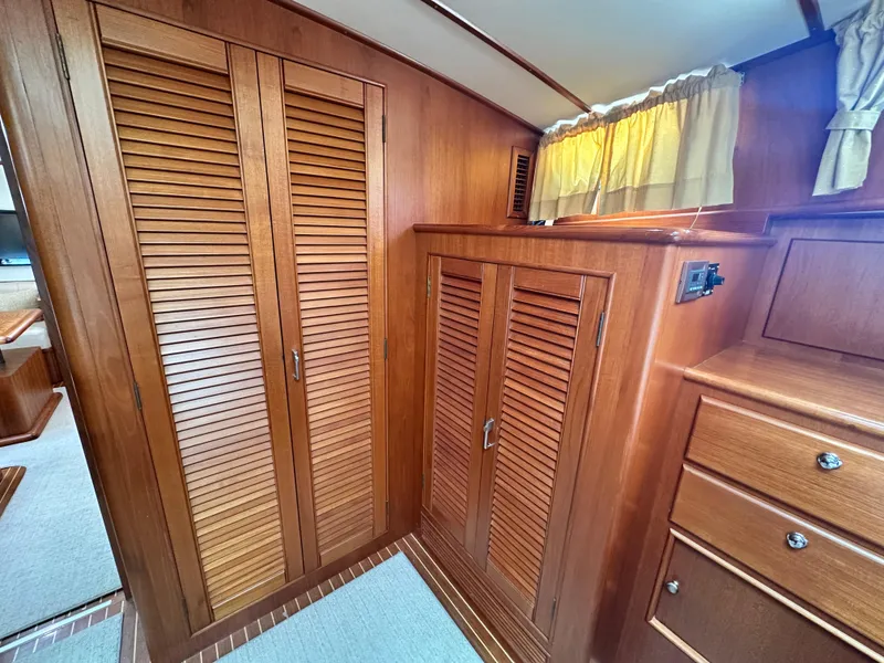 Slide: The Image of Grand Banks 49 Eastbay HX 2004 - 72