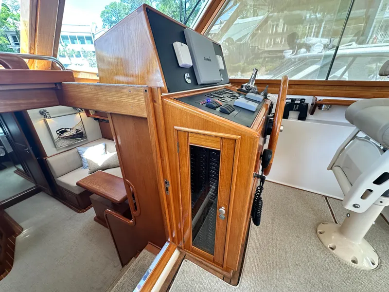 Slide: The Image of Grand Banks 49 Eastbay HX 2004 - 81