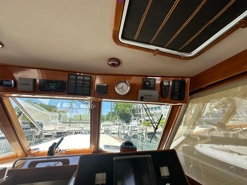 Slide: The Image of Grand Banks 49 Eastbay HX 2004 - 82