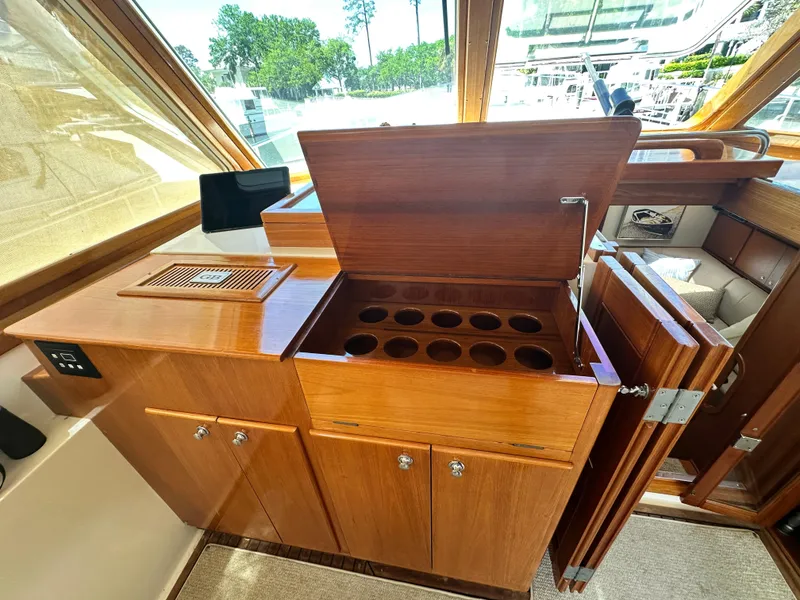 Slide: The Image of Grand Banks 49 Eastbay HX 2004 - 83