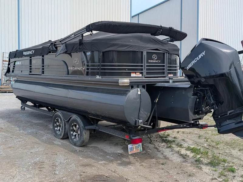 Slide: The Image of Regency 230 Sports 2020 - 3