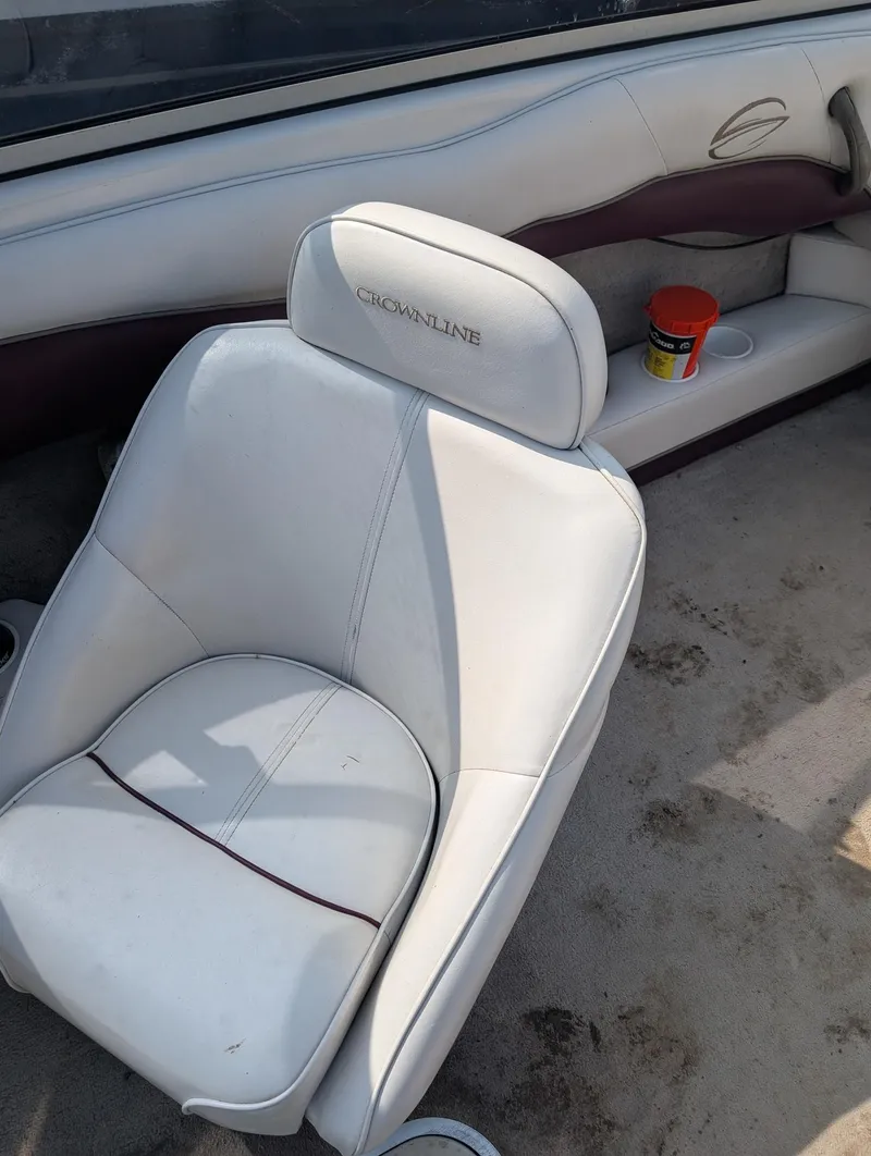 Slide: The Image of Crownline Boats 180 1999 - 11