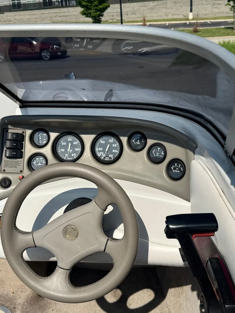 Slide: The Image of Crownline Boats 180 1999 - 2