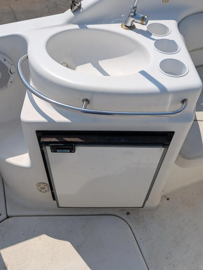 Slide: The Image of Larson Cario 274 2002 - 10