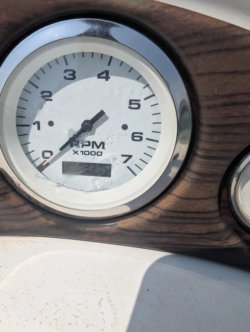 Slide: The Image of Larson Cario 274 2002 - 11