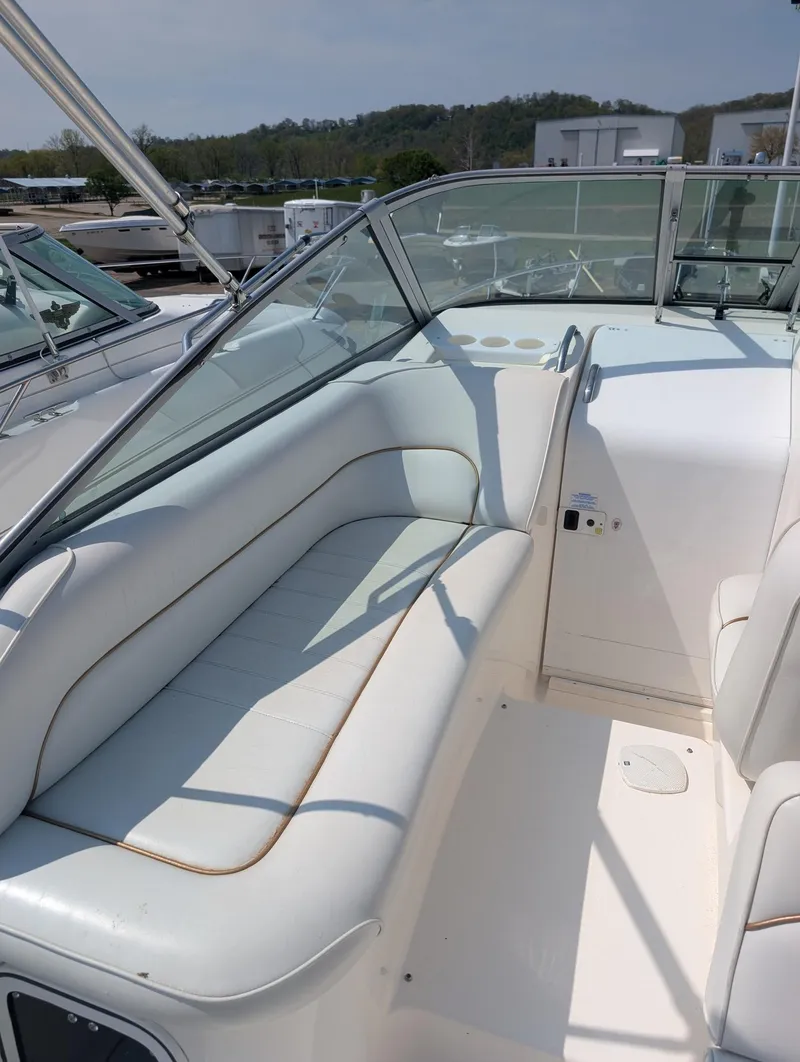 Slide: The Image of Sea Ray 270 Sundancer 1998 - 8