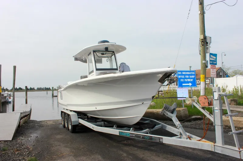 Slide: The Image of Sea Hunt Ultra 275 SE 2025 - 55