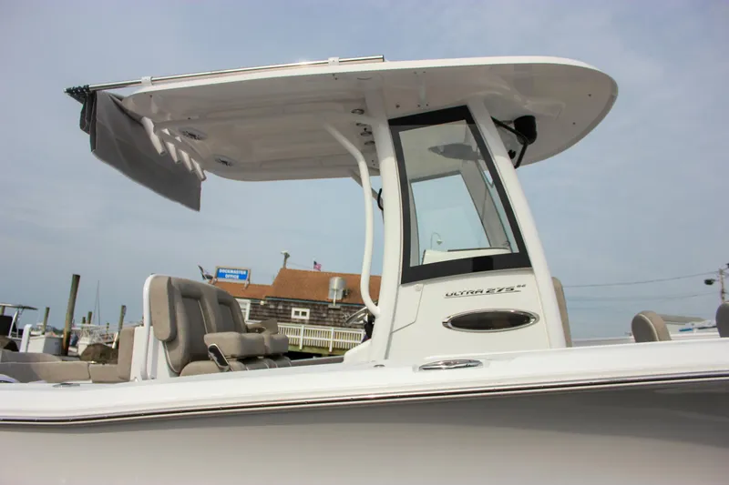 Slide: The Image of Sea Hunt Ultra 275 SE 2025 - 57