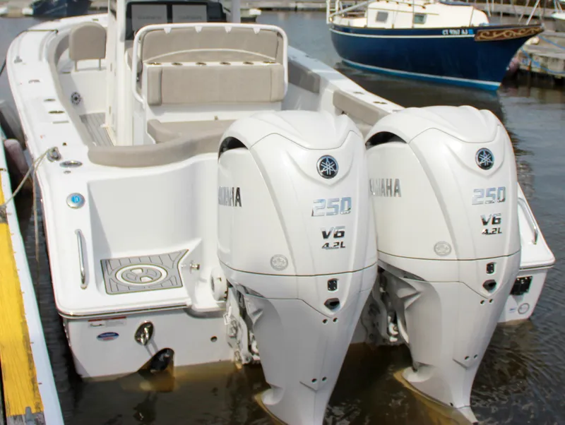 Slide: The Image of Sea Hunt Ultra 275 SE 2025 - 59